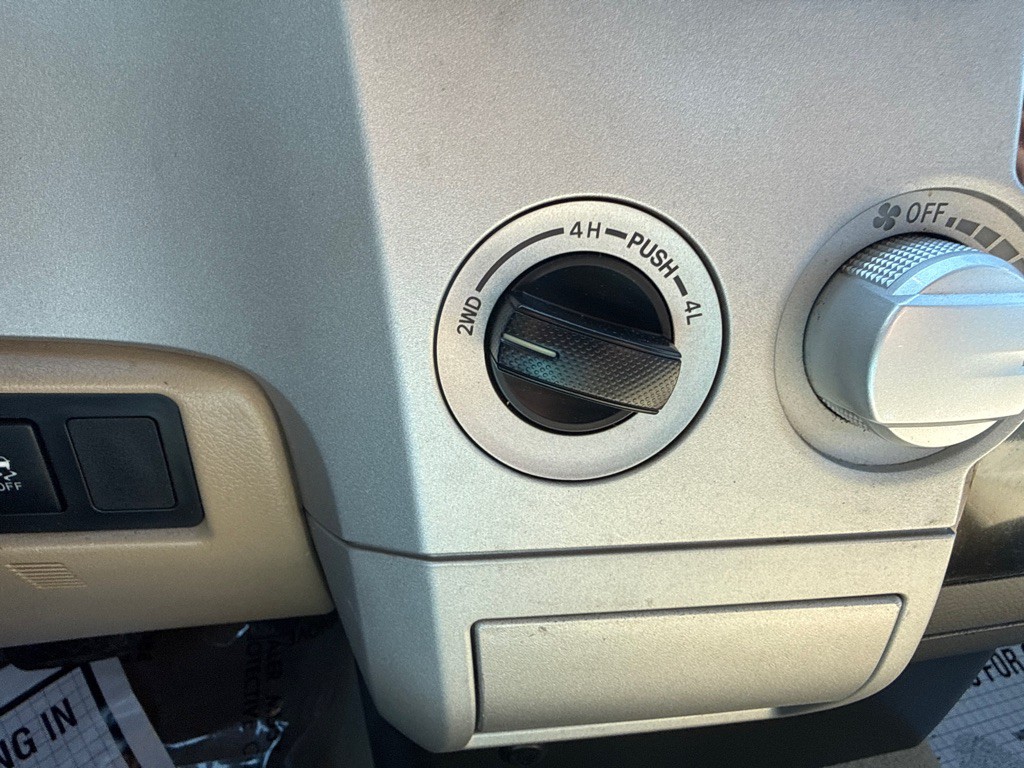 2009 Toyota Tundra Image 10