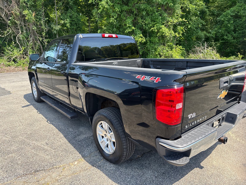 2017 Chevrolet Silverado 1500 Image 4