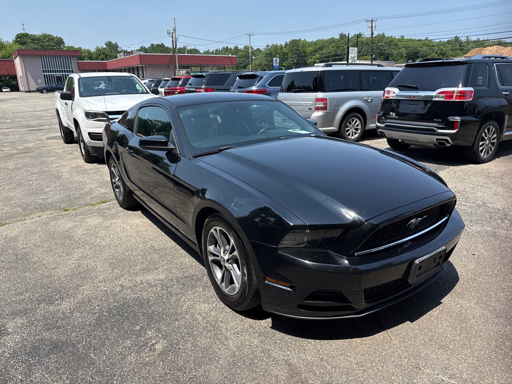 2014 Ford Mustang Image 2