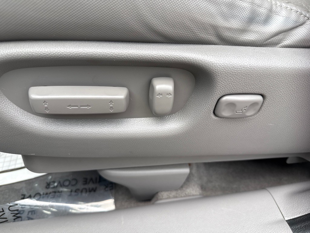 2011 Honda CR-V Image 16