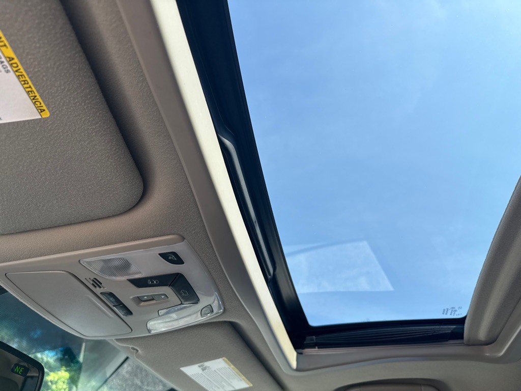 2014 Toyota Sienna Image 23