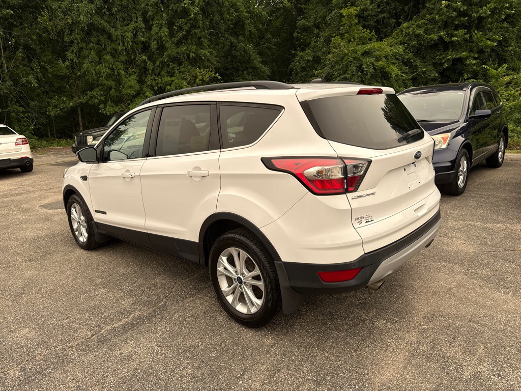 2017 Ford Escape Image 4