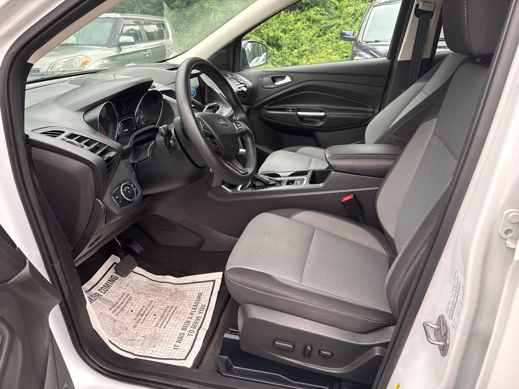 2017 Ford Escape Image 6