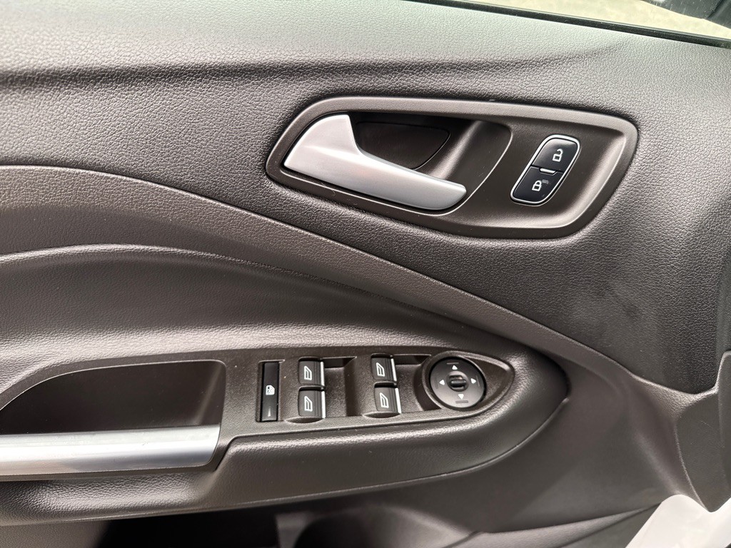 2017 Ford Escape Image 7