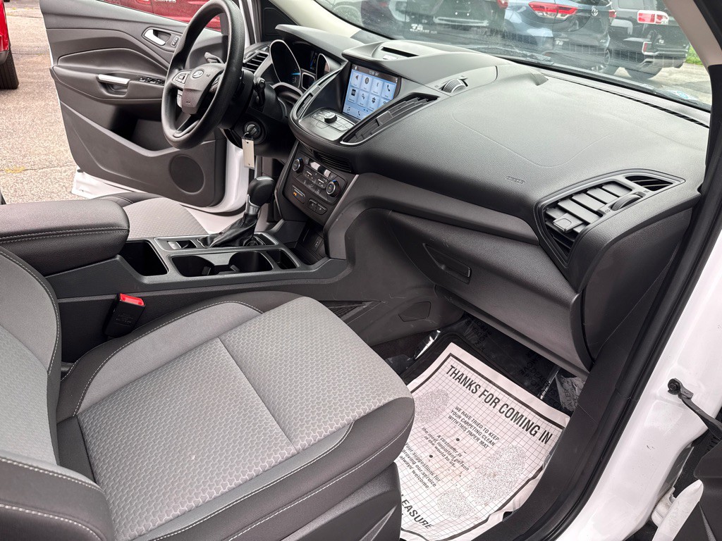 2017 Ford Escape Image 31
