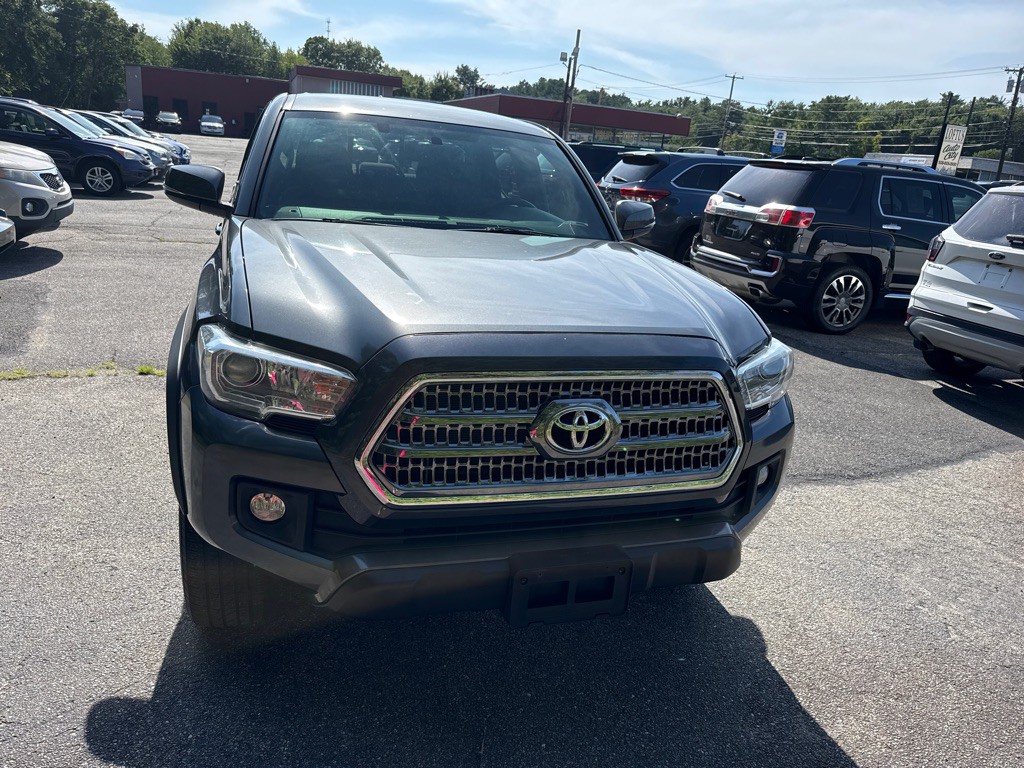 2016 Toyota Tacoma Image 3