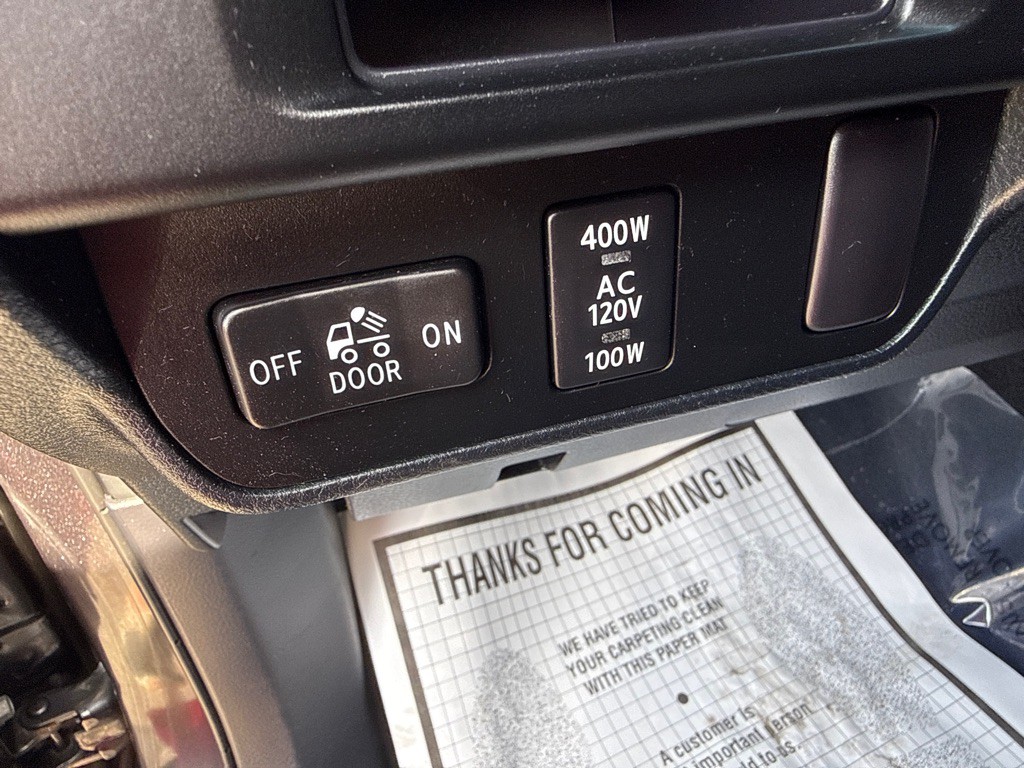 2016 Toyota Tacoma Image 8