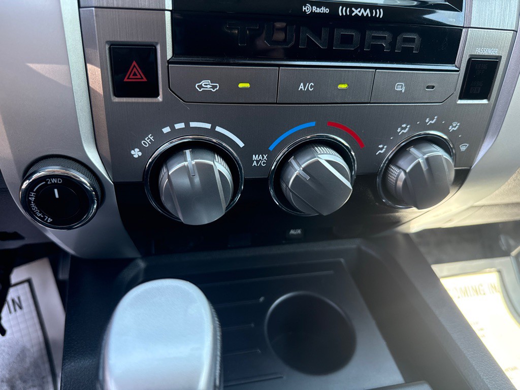 2016 Toyota Tundra Image 20