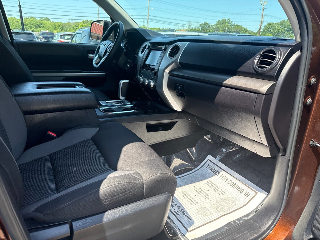 2016 Toyota Tundra Image 31