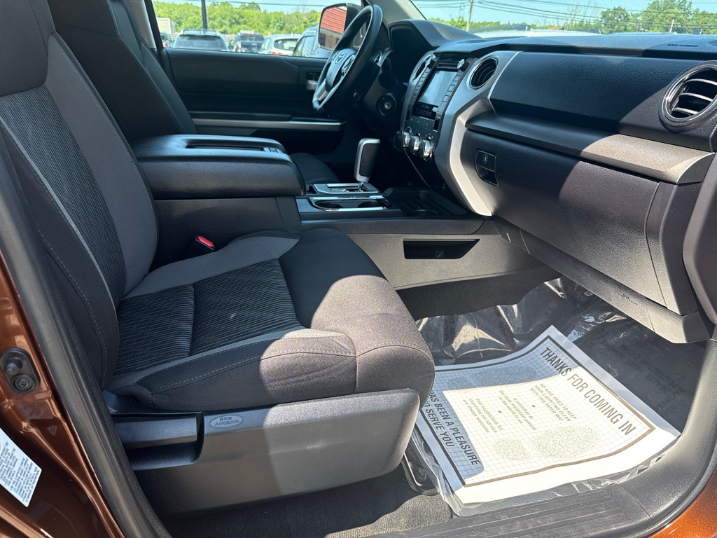 2016 Toyota Tundra Image 34