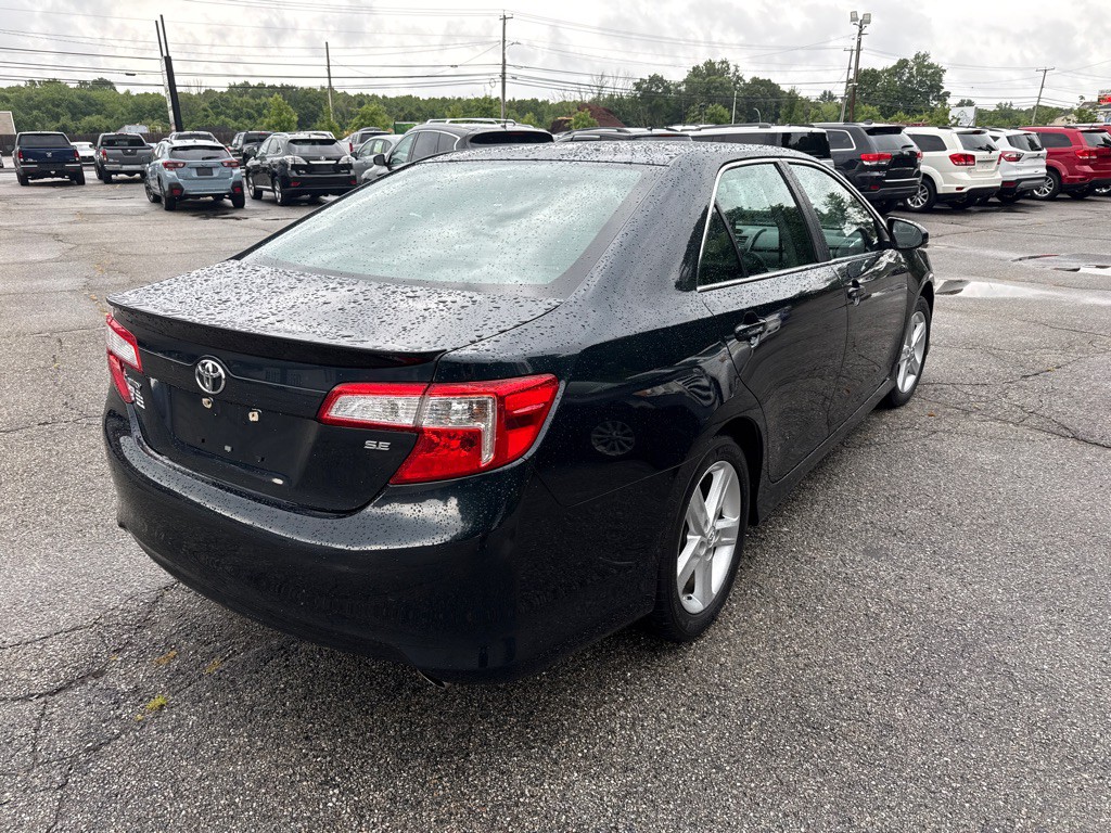 2014 Toyota Camry Image 3