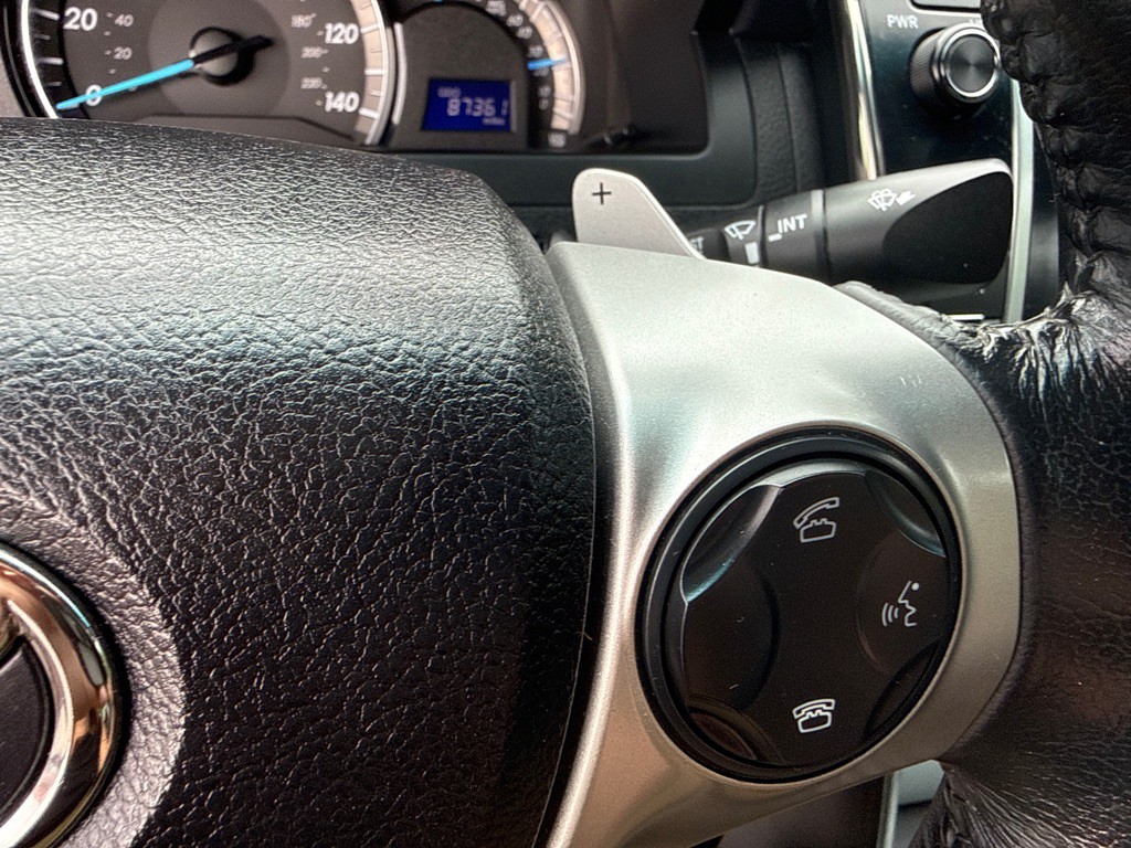 2014 Toyota Camry Image 10