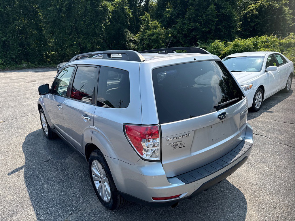 2012 Subaru Forester Image 2