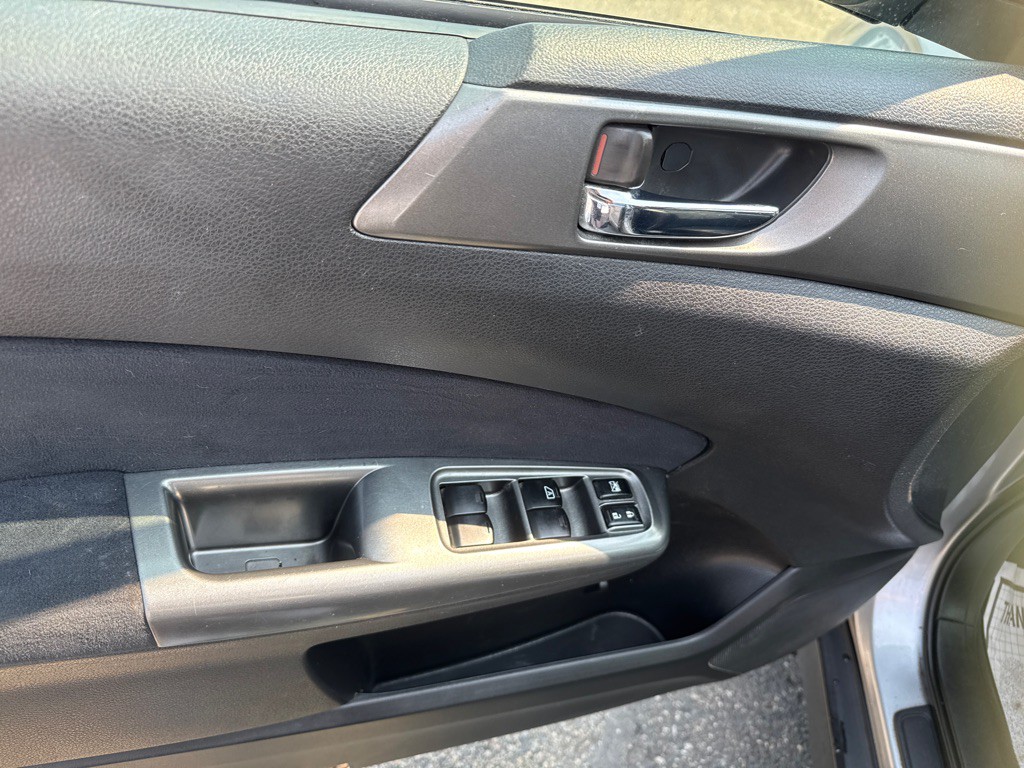 2012 Subaru Forester Image 6