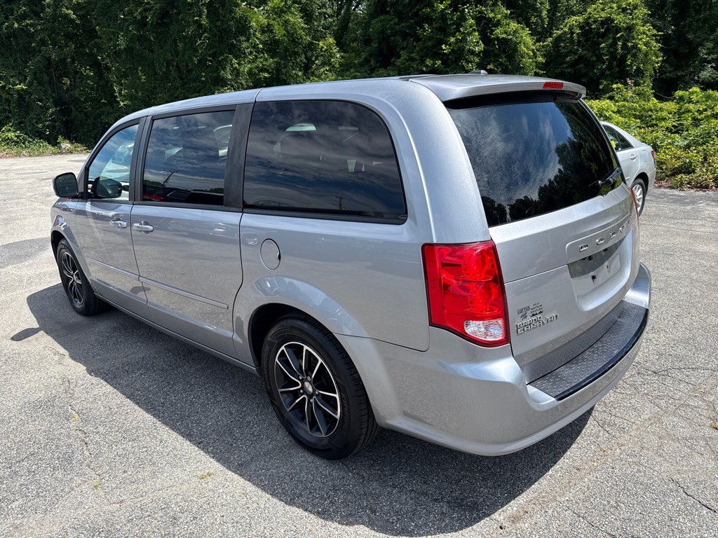 2017 Dodge Grand Caravan Image 4