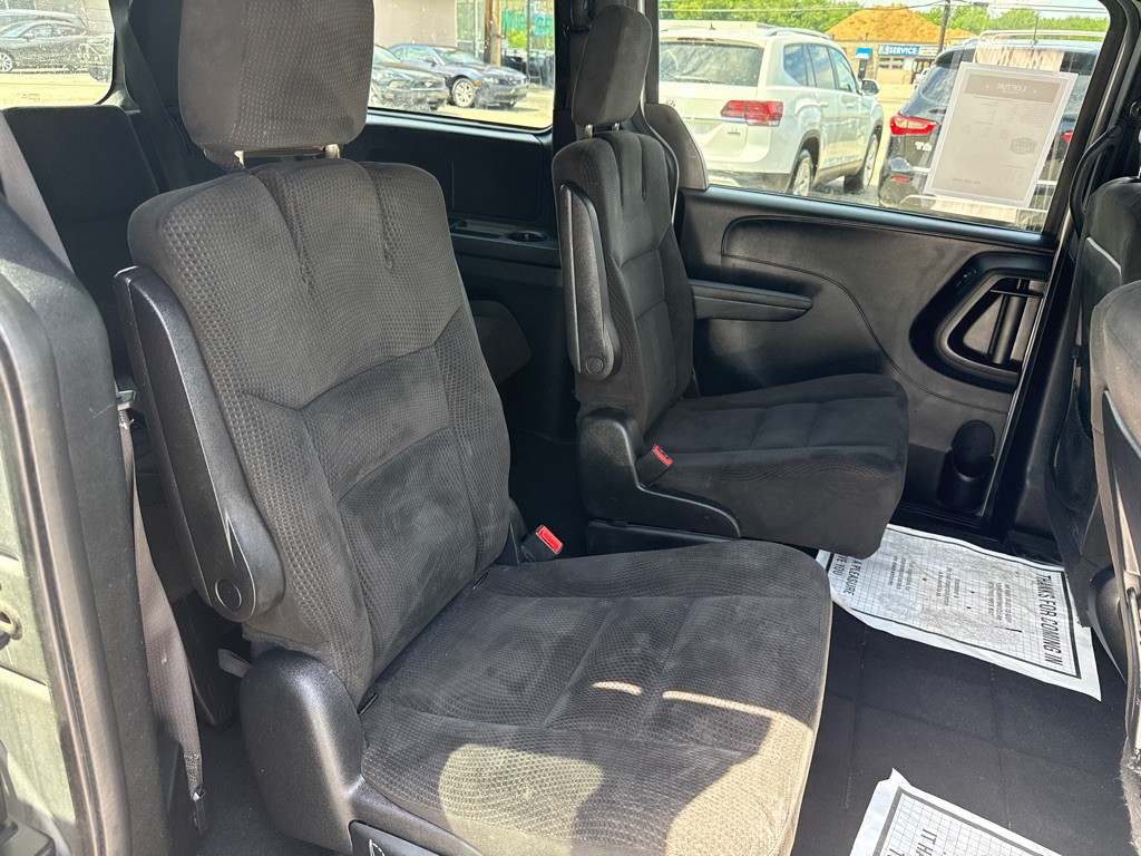2017 Dodge Grand Caravan Image 24