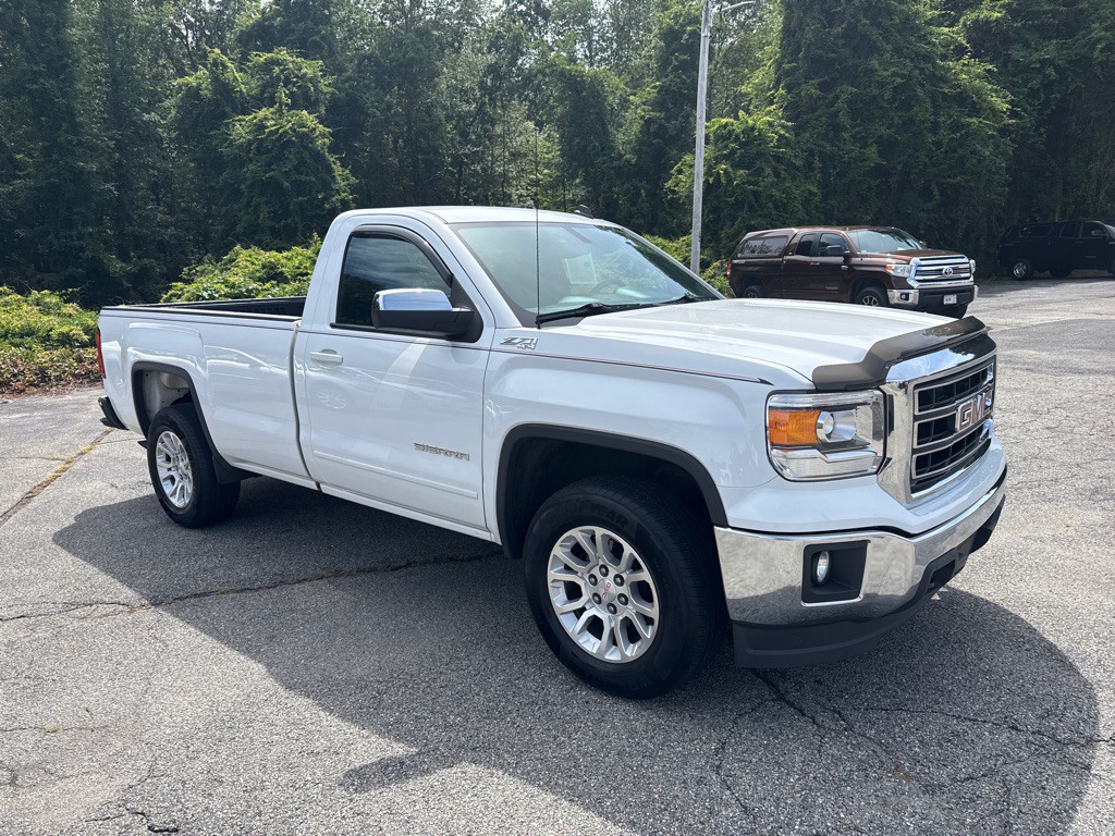 2014 GMC Sierra Image 2