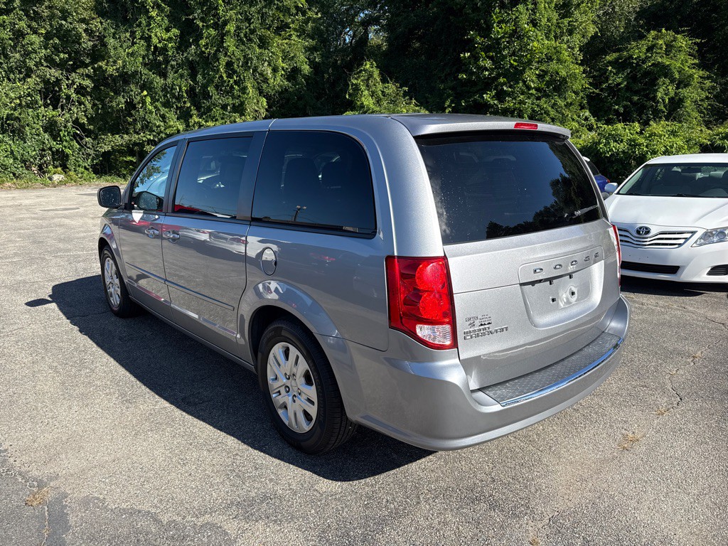 2017 Dodge Grand Caravan Image 4