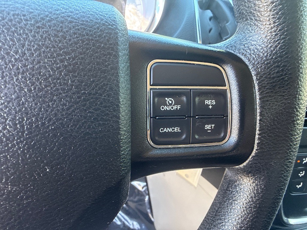 2017 Dodge Grand Caravan Image 9