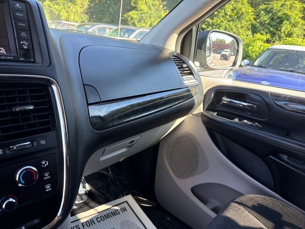 2017 Dodge Grand Caravan Image 16