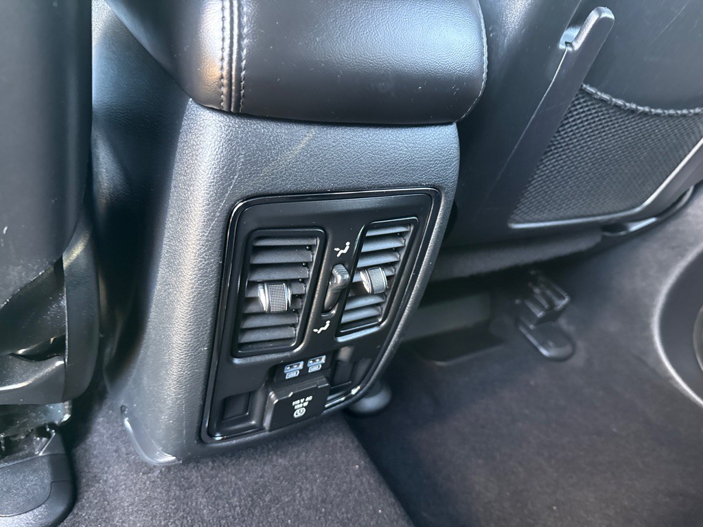 2019 Jeep Grand Cherokee Image 26
