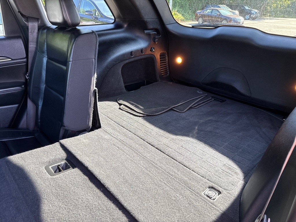 2019 Jeep Grand Cherokee Image 28