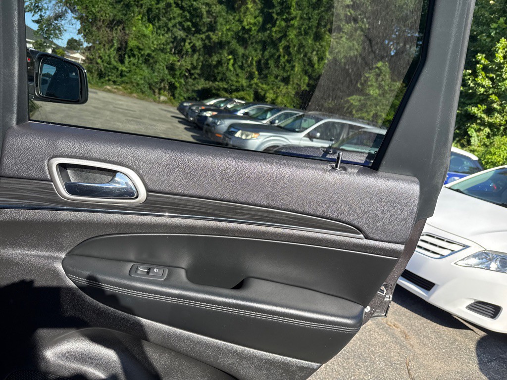 2019 Jeep Grand Cherokee Image 37