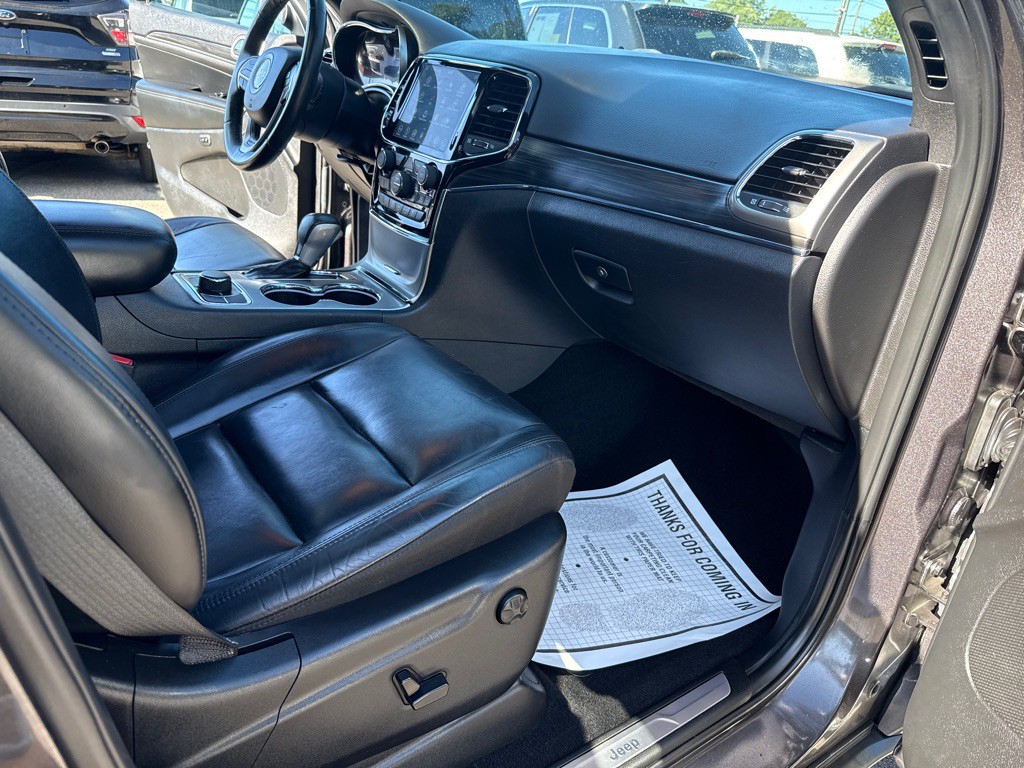2019 Jeep Grand Cherokee Image 38