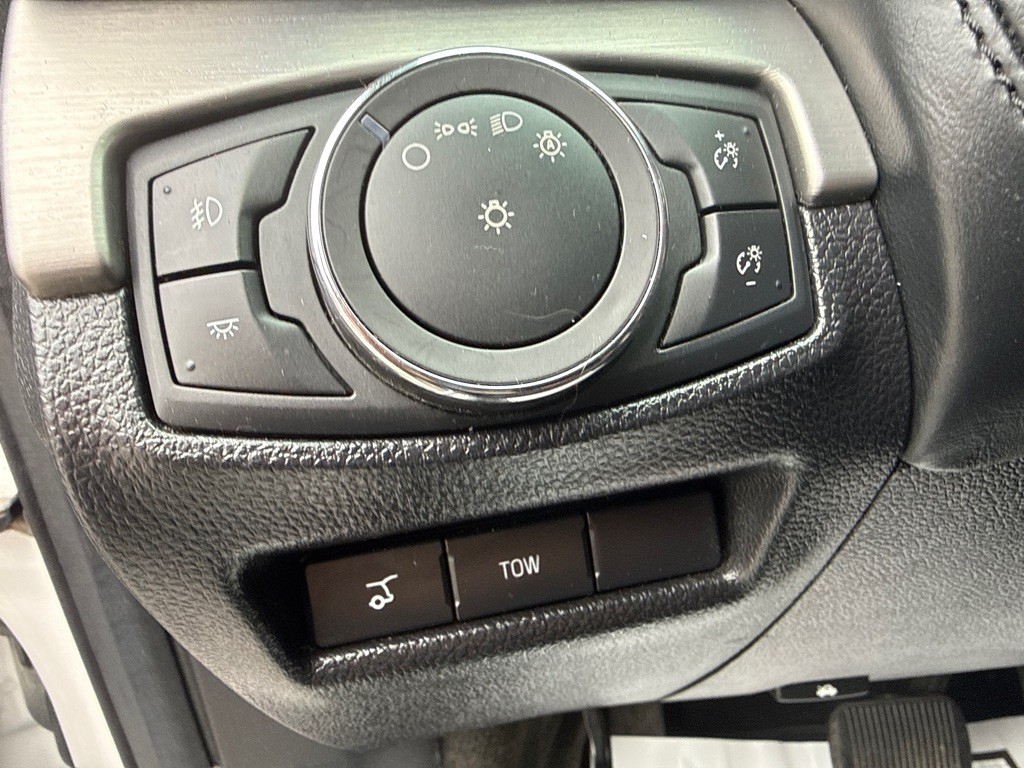 2018 Ford Explorer Image 9