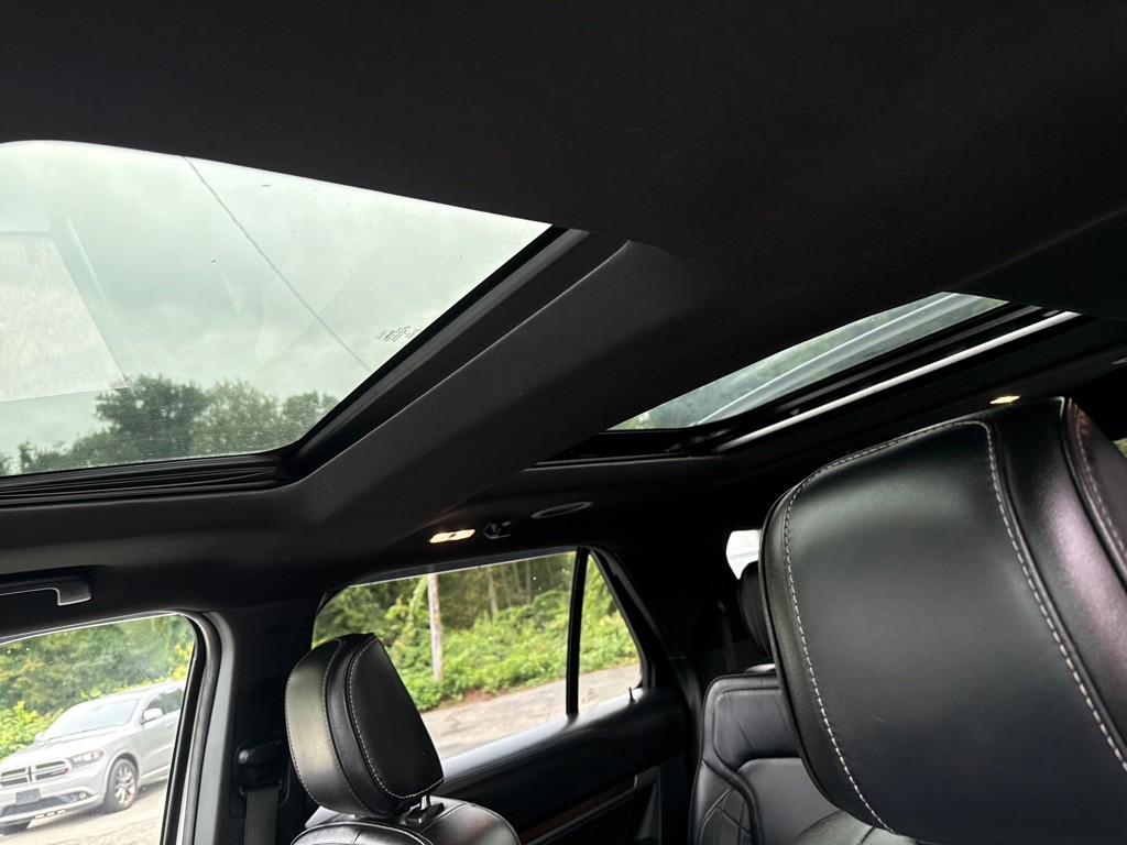 2018 Ford Explorer Image 10