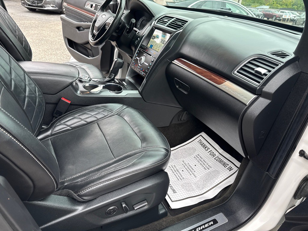 2018 Ford Explorer Image 36