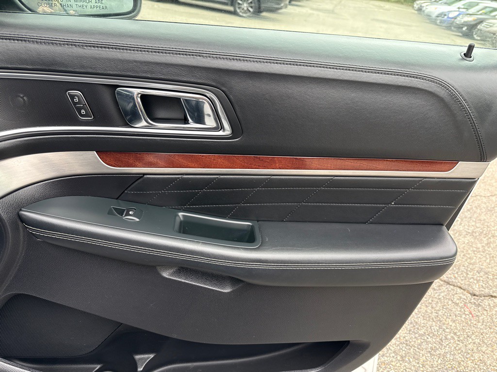 2018 Ford Explorer Image 37