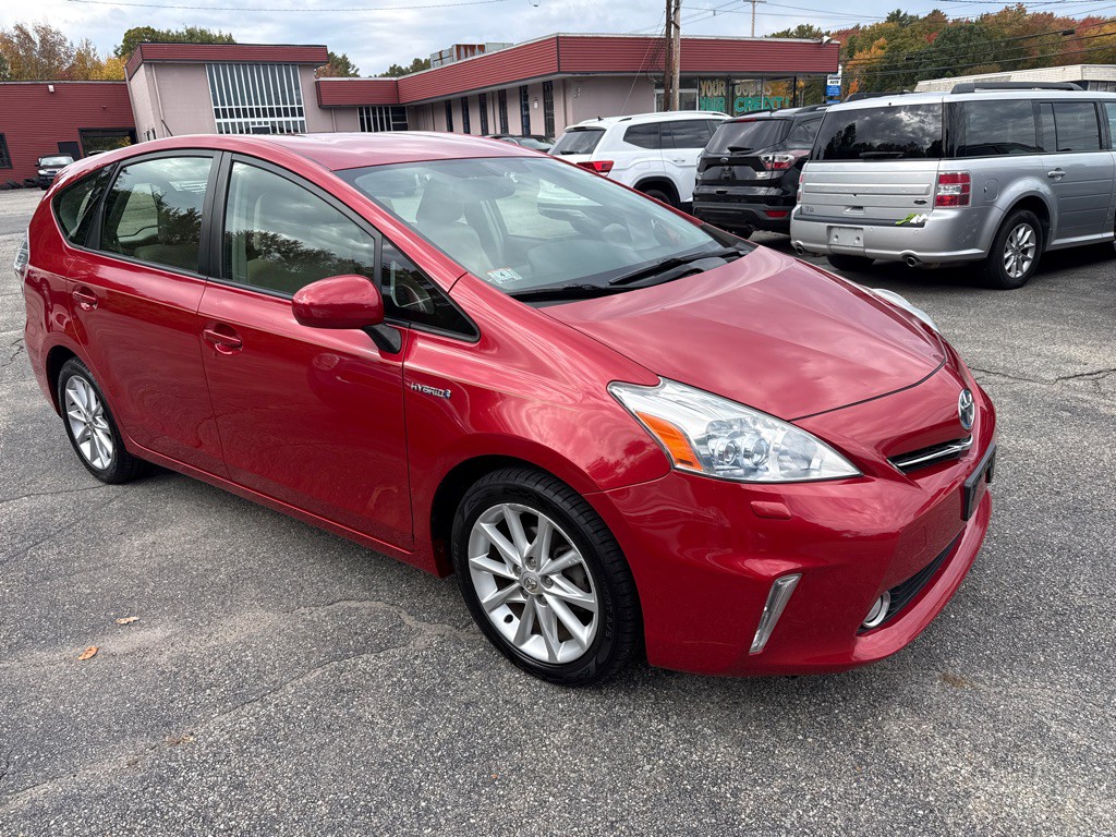 2012 Toyota Prius Image 2