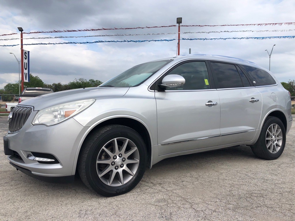 2016 Buick Enclave Image 1