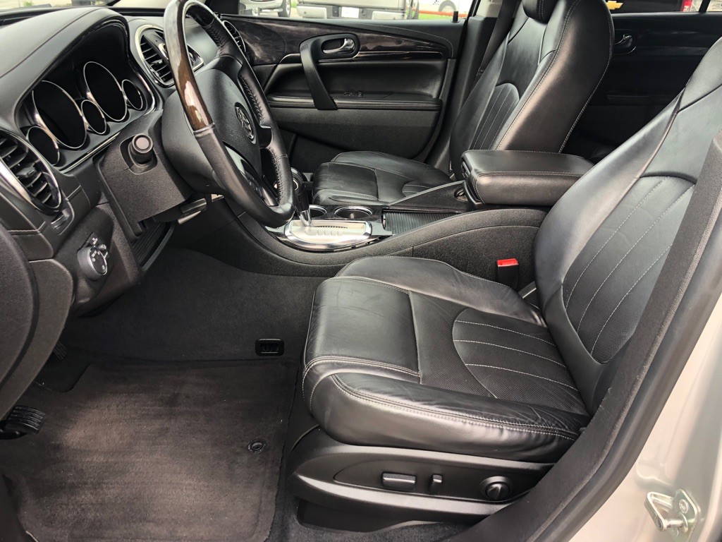 2016 Buick Enclave Image 8