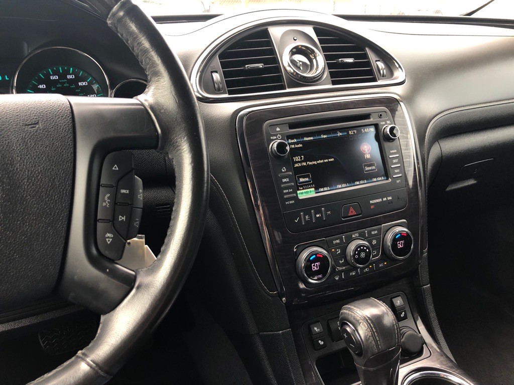 2016 Buick Enclave Image 16