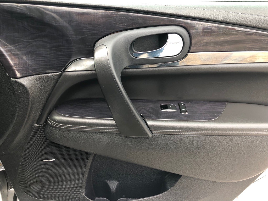 2016 Buick Enclave Image 21