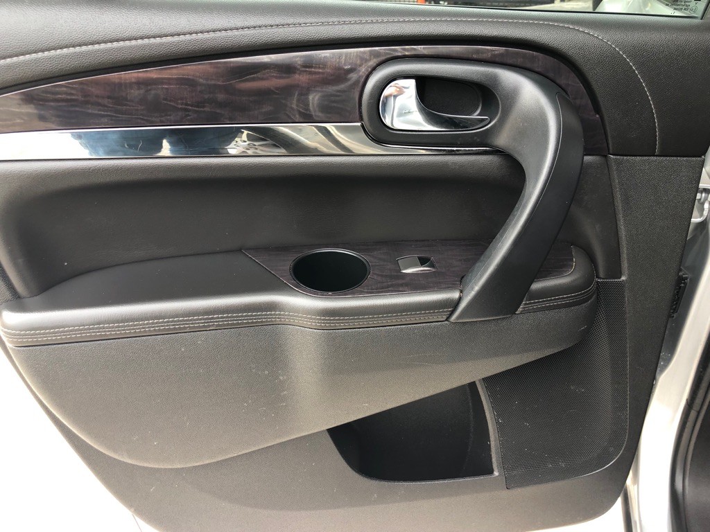 2016 Buick Enclave Image 24