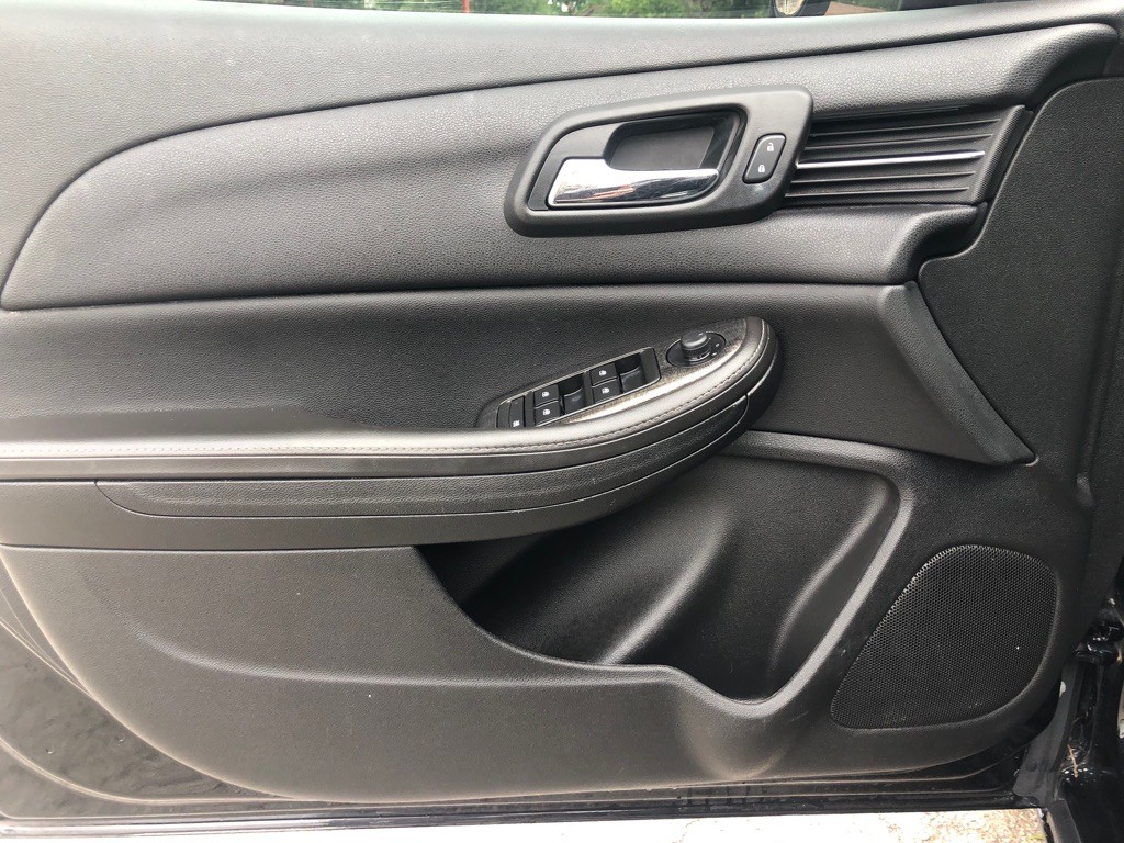 2016 Chevrolet Malibu Image 7