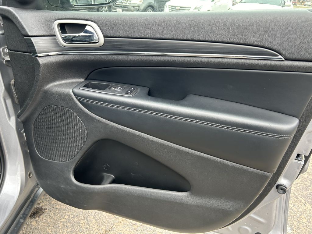2021 Jeep Grand Cherokee Image 46