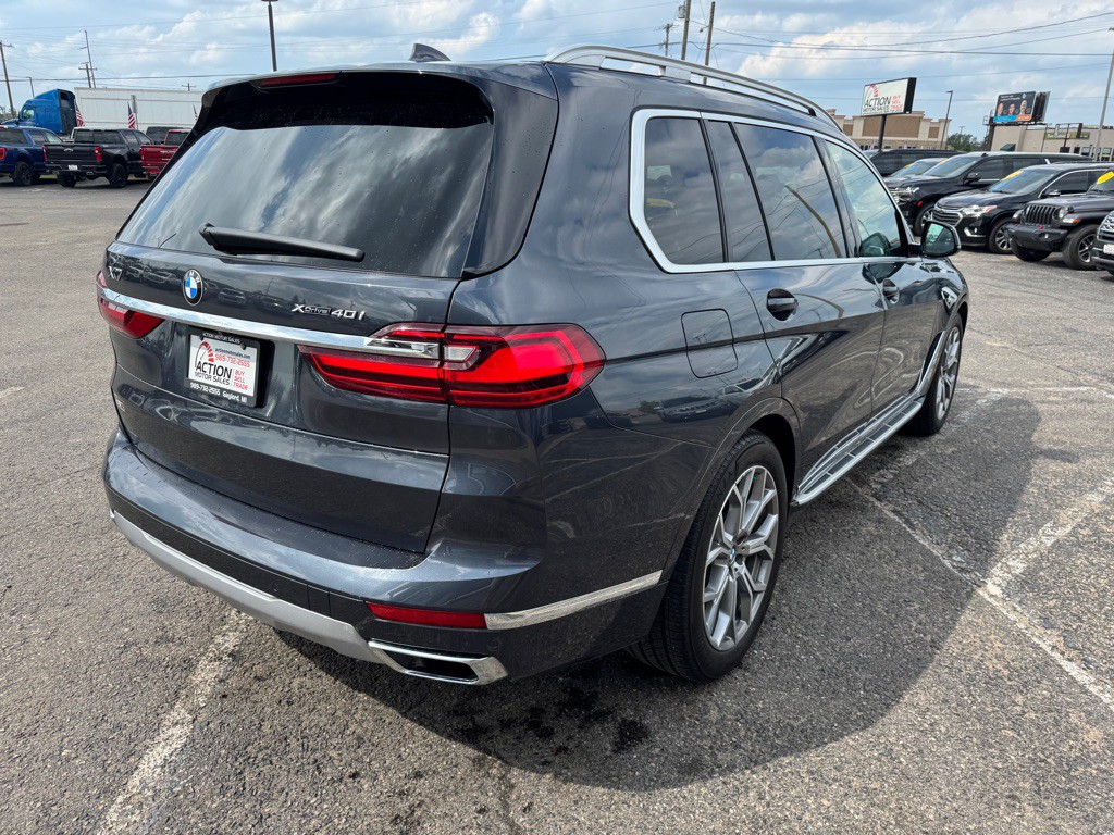 2020 BMW X7 Image 5