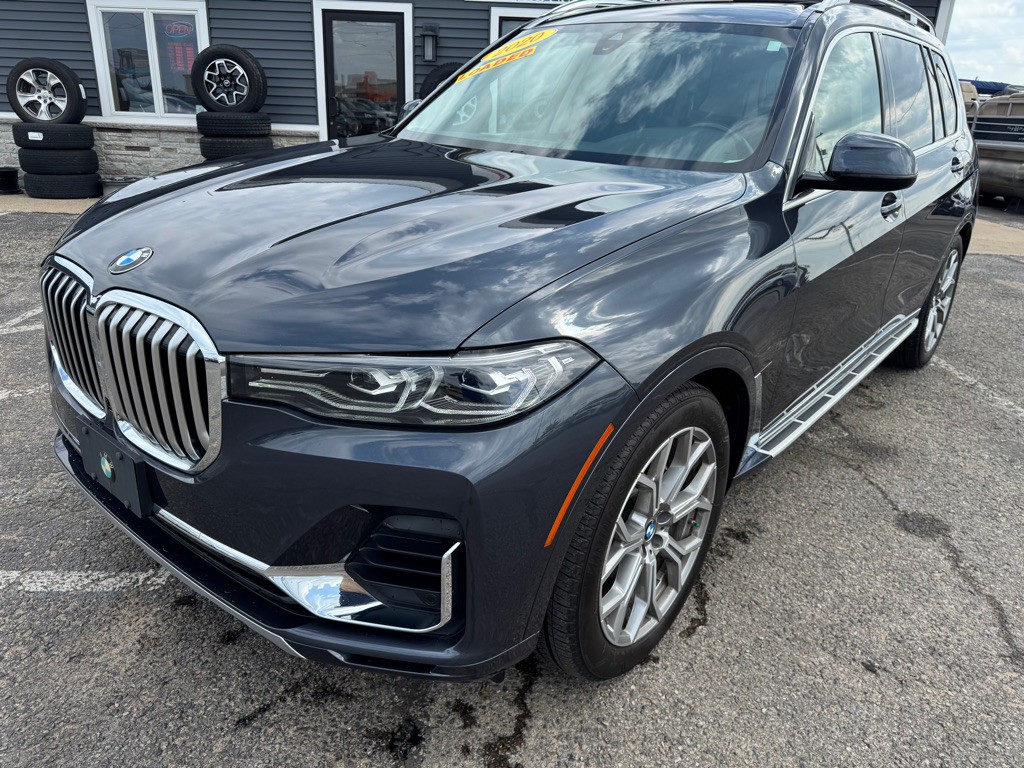 2020 BMW X7 Image 9
