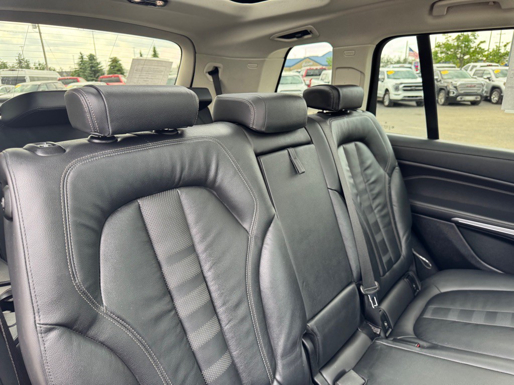 2020 BMW X7 Image 55