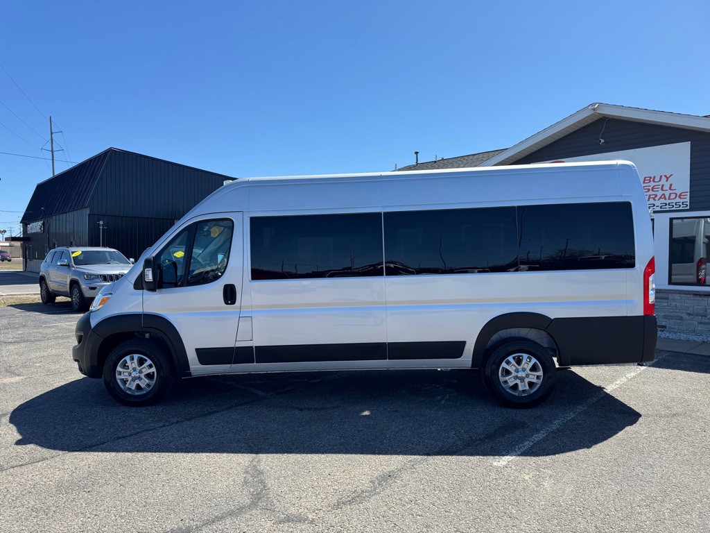 2023 RAM Promaster Image 2