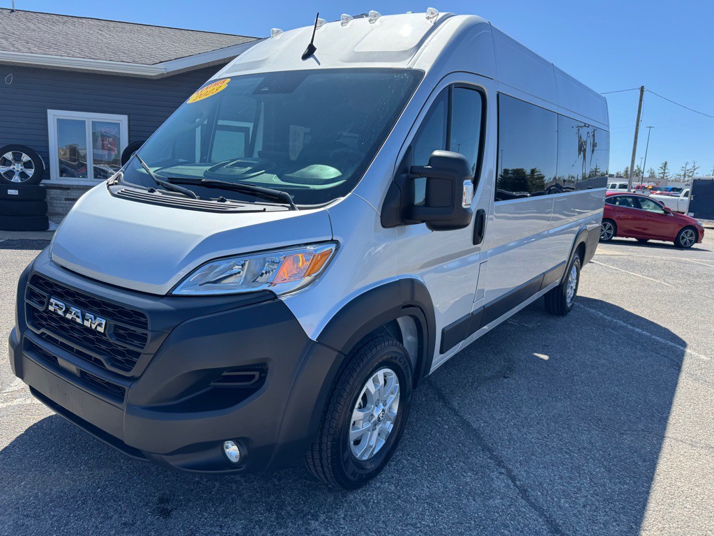 2023 RAM Promaster Image 9