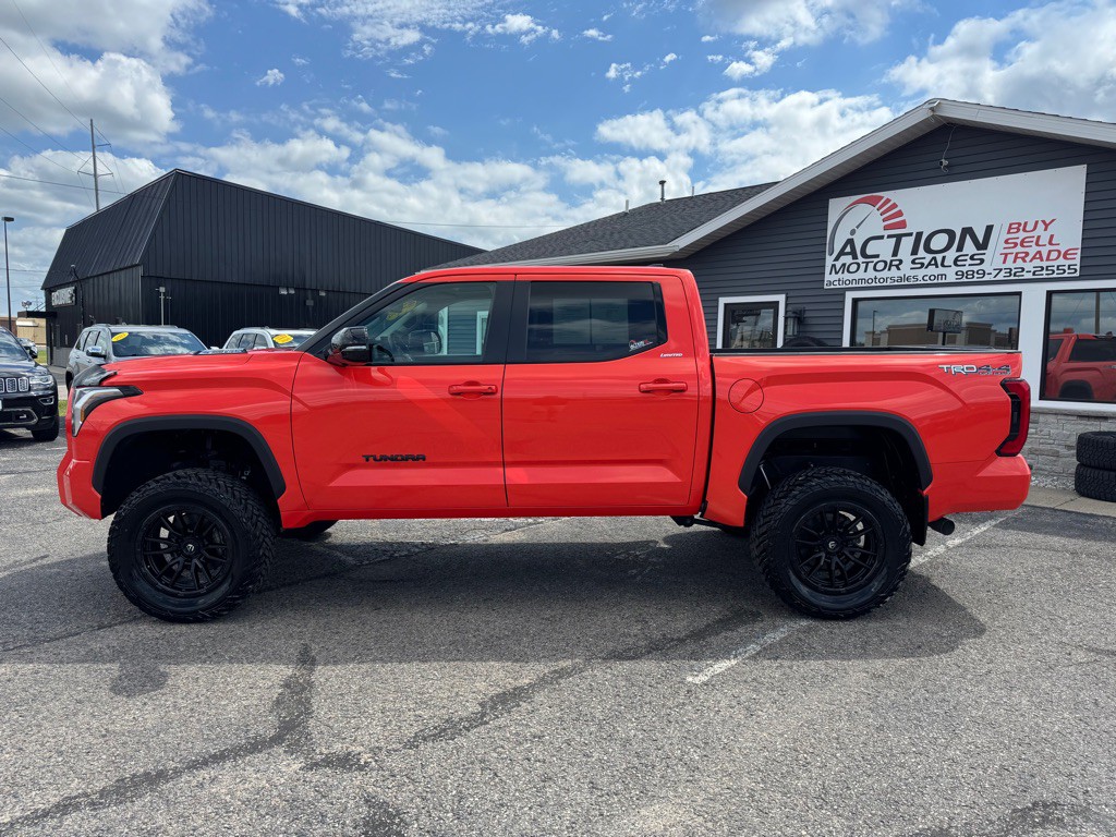 2024 Toyota Tundra Image 2