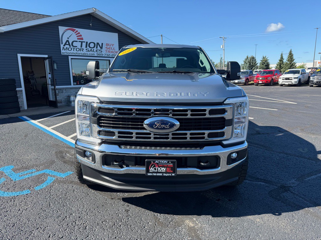 2023 Ford F-250 Image 8