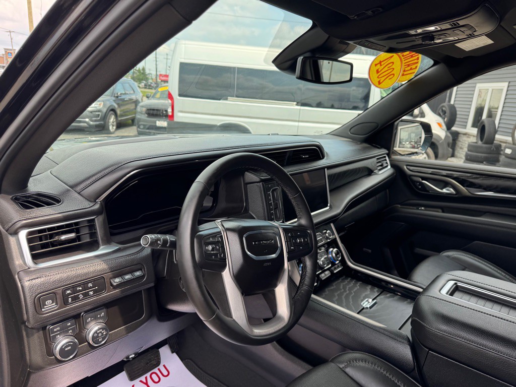 2024 GMC Yukon Image 18