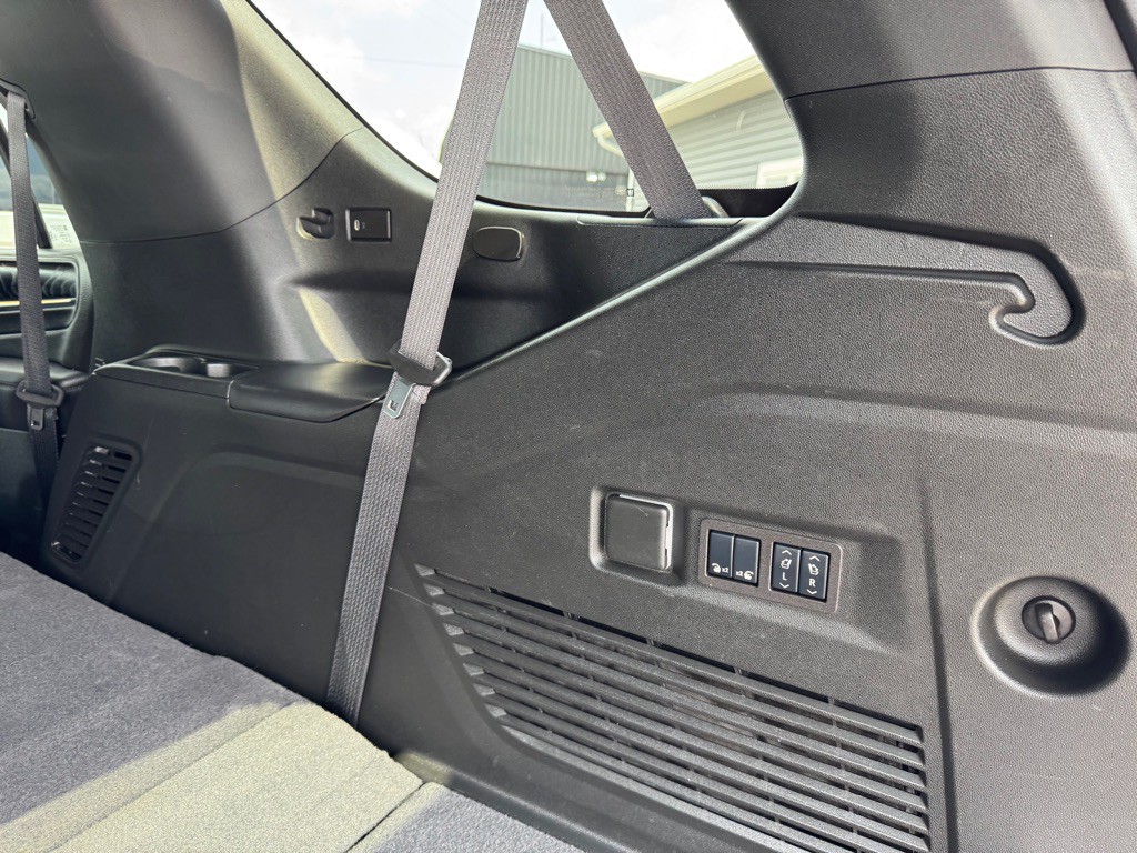 2024 GMC Yukon Image 47