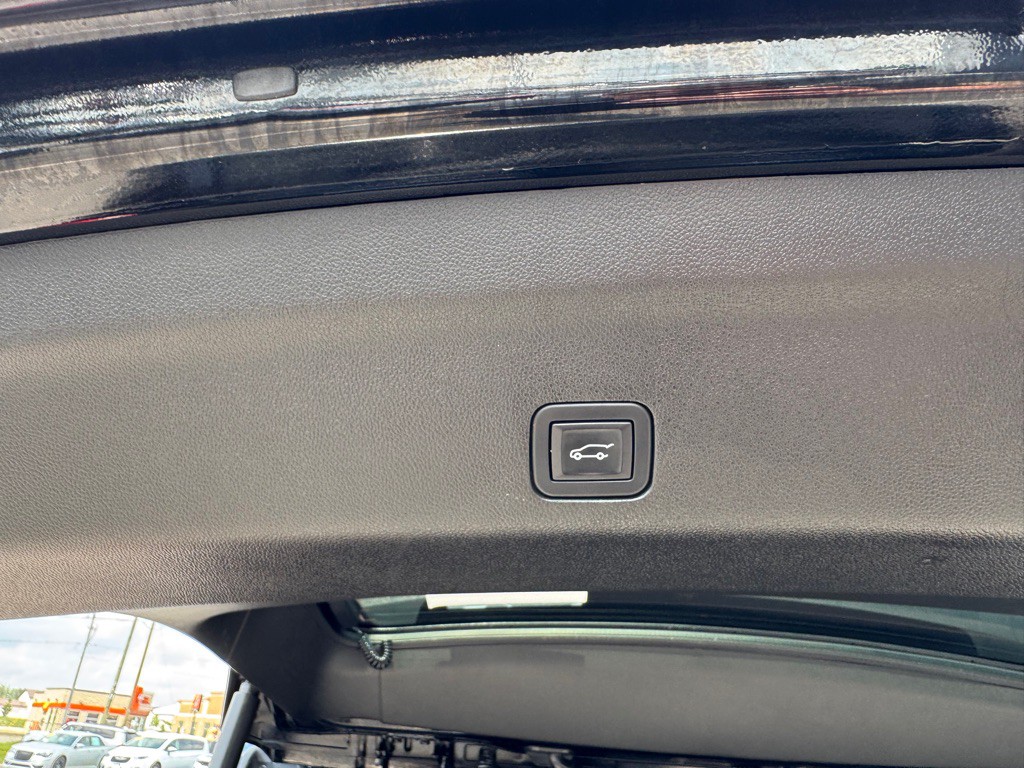 2024 GMC Yukon Image 50